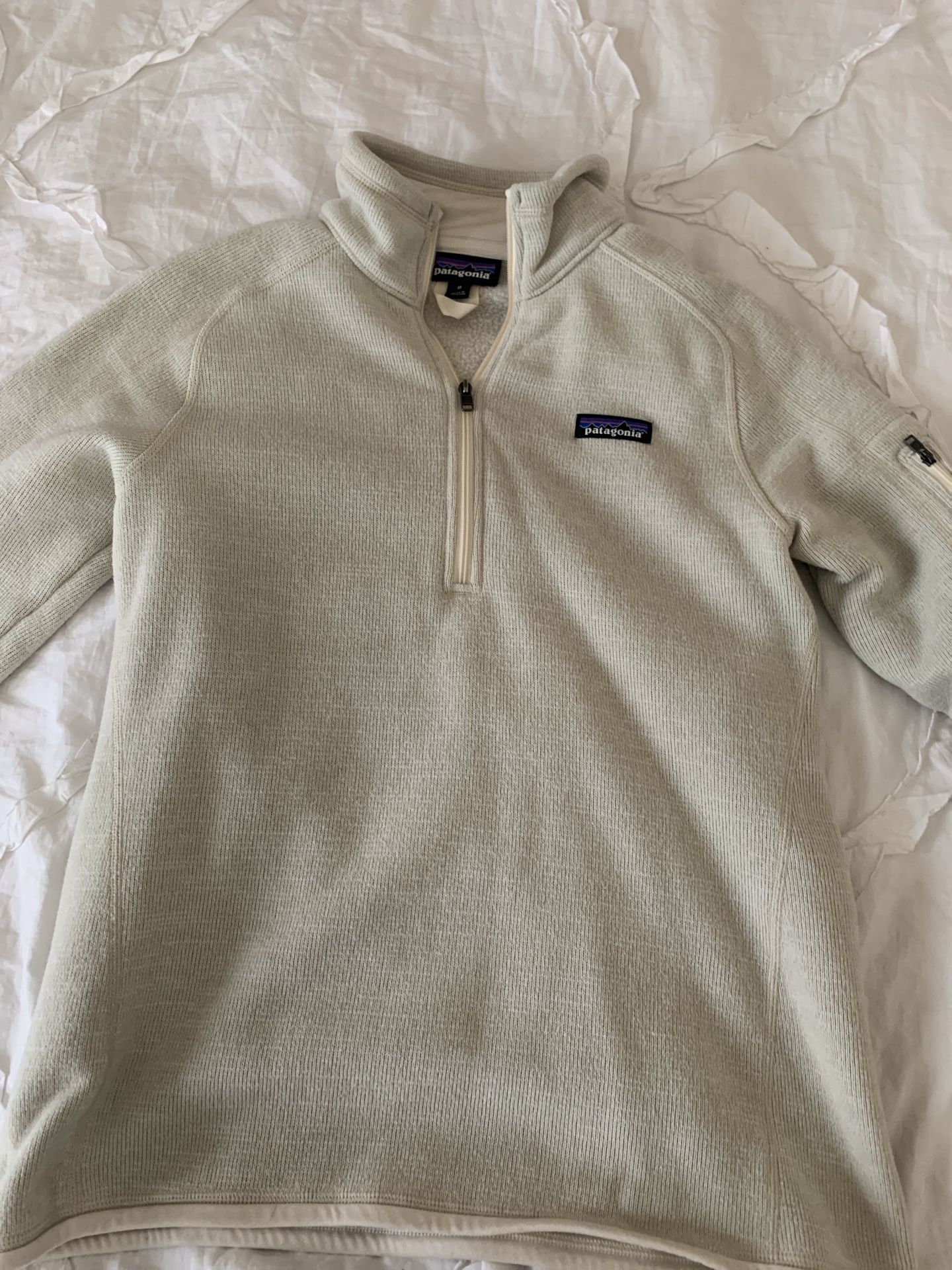 Tan Patagonia sweatshirt/pullover