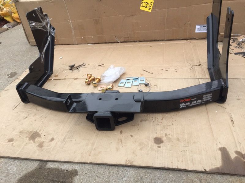 2004-2005 Ford F-150 class 3 receiver trailer hitch Curt 13357 NEW
