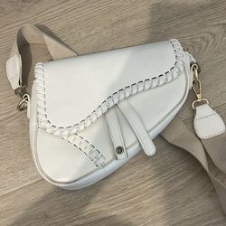 White Saddle Bag