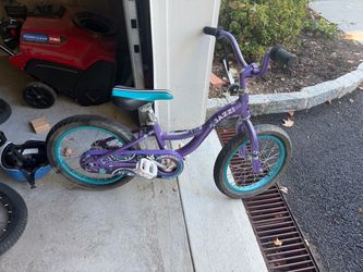 Girls bike