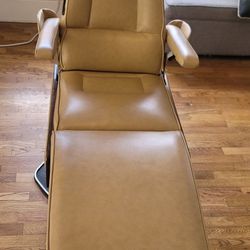 Motorized Dentist Tattoo Aesthetician Swivel Chair Fully Functional