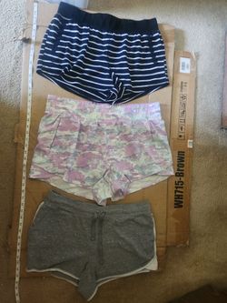 AVIA, ATHLETIC shorts women's size XL(16-18)