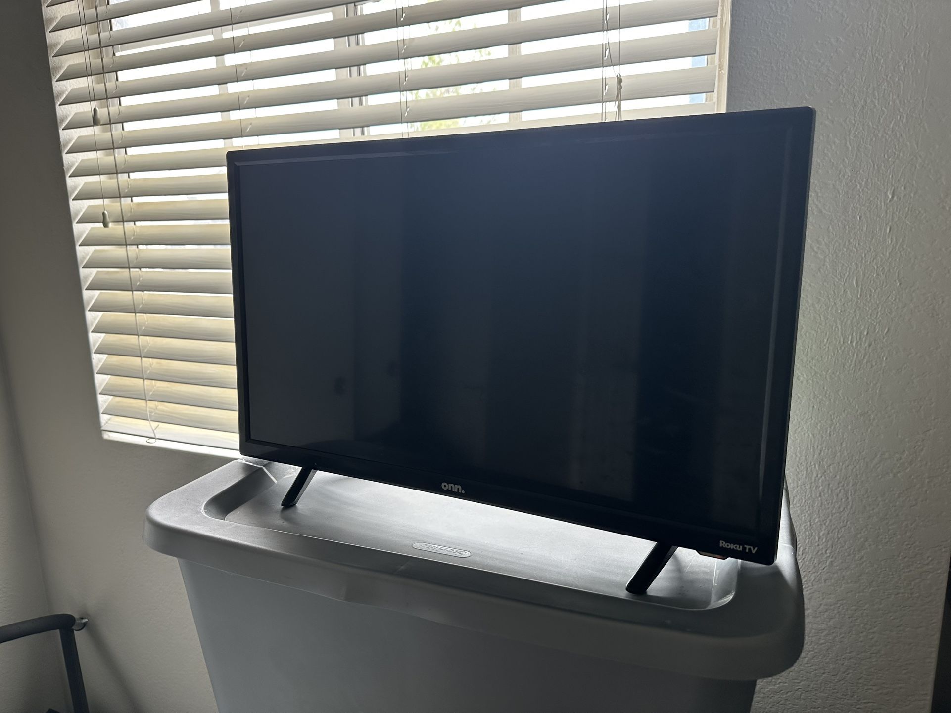 24 Inch Roku TV $75 OBO