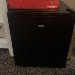 Sunbeam Mini Fridge 