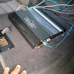 2000 Watt Lanzar Amp