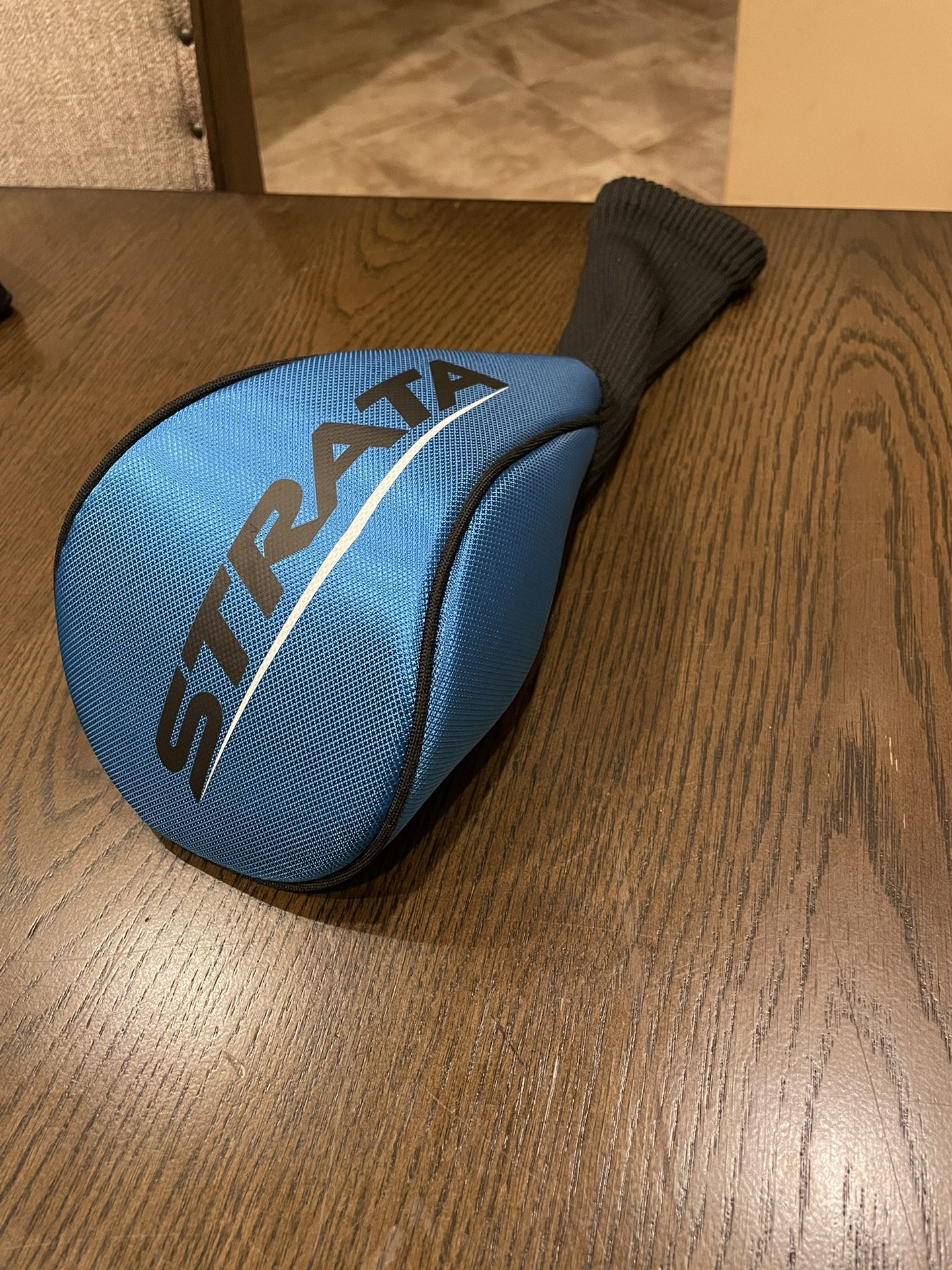 STRATA driver head cover. Golf. NEW