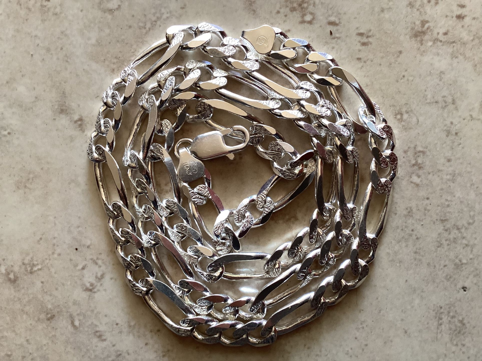 BEAUTIFUL SILVER CHAIN 26 “FIGARO DIAMOND CUT NEW 63 GRAMS