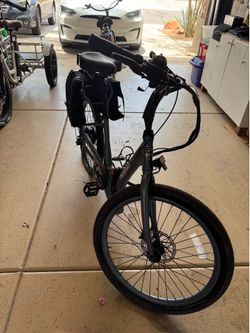 Pedego Step-Through Electric Bike with Pannier Bags – Great Condition!