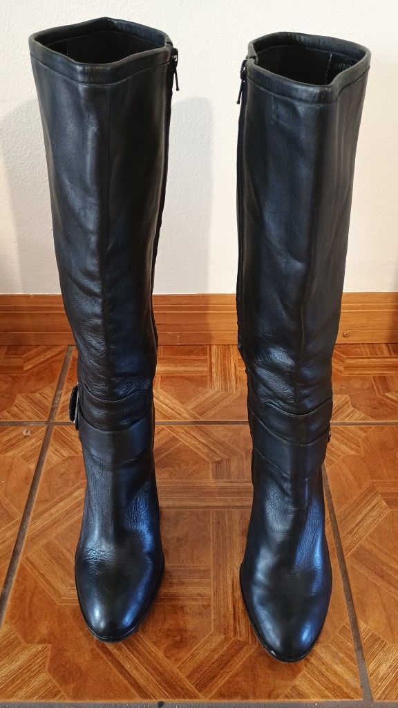Semi-new High Heels Black Boots