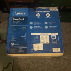 Midea Air Conditioner 5000 BTU  150 Square Feet  $150 obo