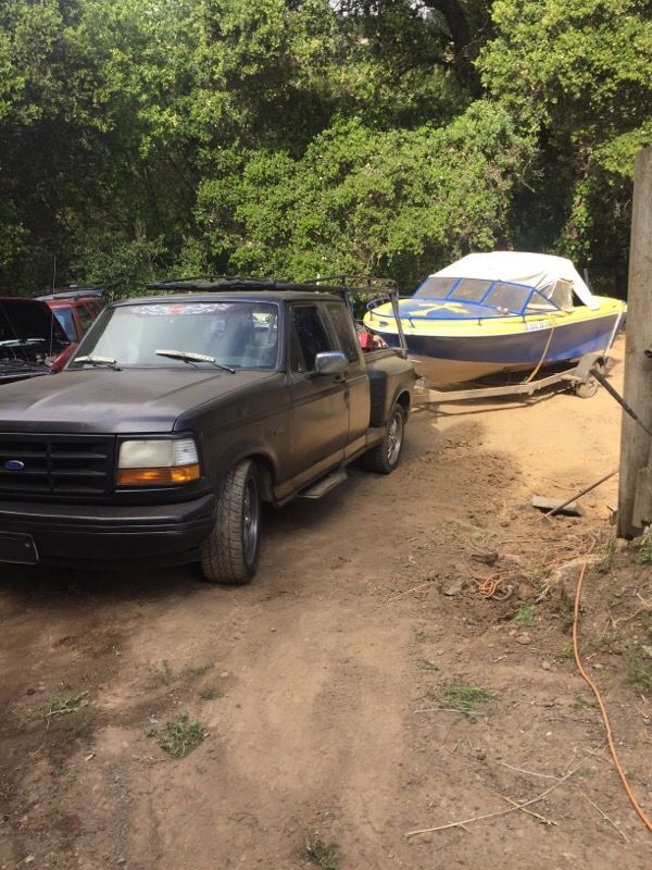 1000$$$ Custom 92' F150 FLARESIDE LOWERED TRUCK WITH LADDER RACKS