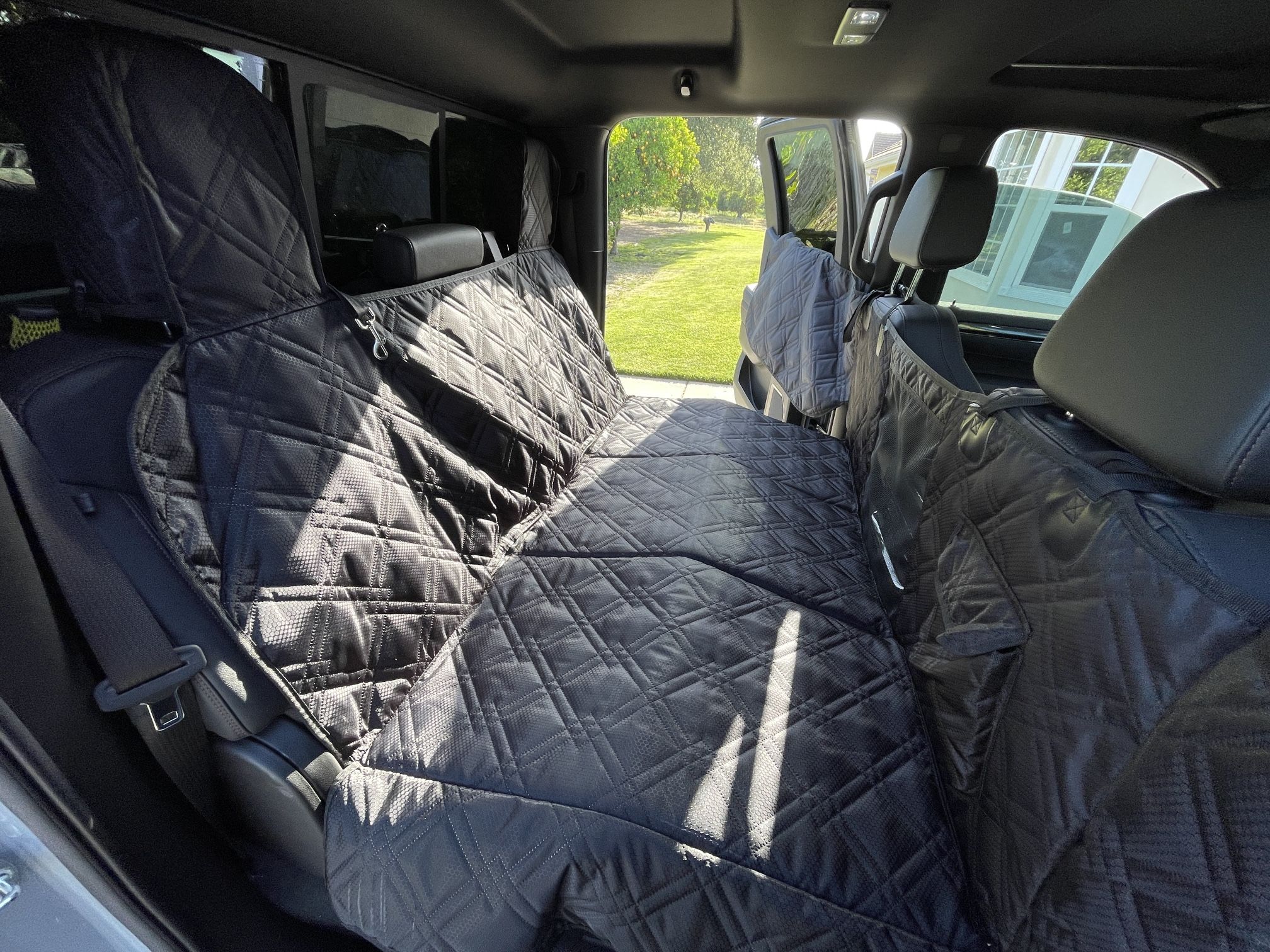 Truck Back Seat Cover for Dogs – Like New, Waterproof Pet Seat Cover for F150, RAM 1500 & More
