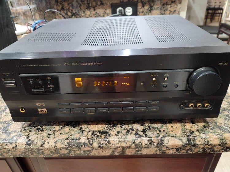 Kenwood Audio Video Surround Receiver And Speakers