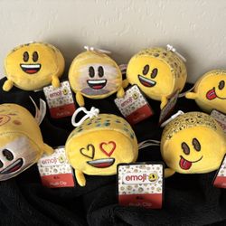 7 Plush Emoji Clip On Buddies-New! 