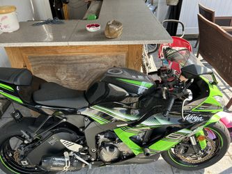 2016 Kawasaki Zx6-r for Sale in Franklin Square, NY - OfferUp
