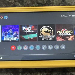 Nintendo Switch Lite W/charger & Games