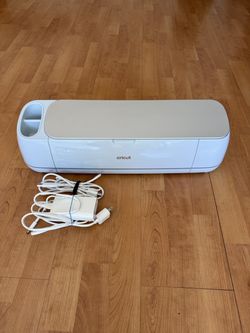 Cricut Maker 3 - Smart Vinyl Cutting Machine