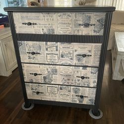 Vintage Inspired 4 Drawer Wood Dresser