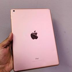 iPad 6th Gen 9.7” 32GB Wi-Fi only