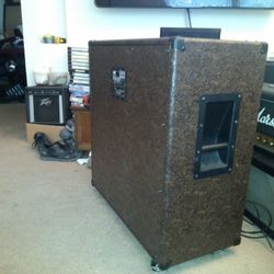 Crate Guitar Cabinet With Vintage 30 Speakers
