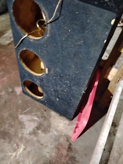 6-12 speaker box