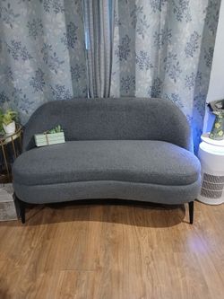 CUTE SOFA