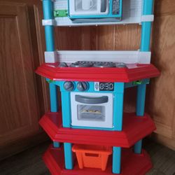 Play Kitchen