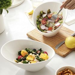 DOWAN 2 Packs 26 Ounce Slanted Bowls - 9.5 Inch Angled Bowls for Salad, Pasta, Fruits, Sauces, White Ceramic Bowls for Restaurant, Christmas Party, Ev