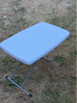 30'' Fold Small Card Table for Adults Outdoor Indoor Lightweight Compact White