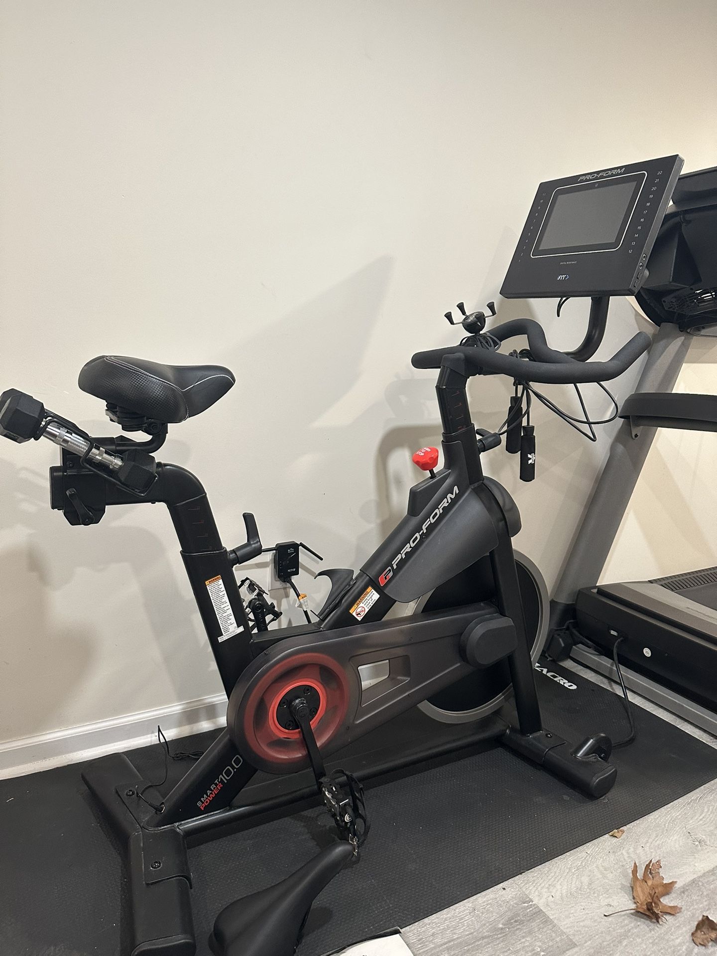 ProForm Smart Power 10.0 Exercise Bike – Excellent Condition!