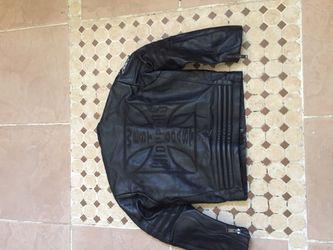 West coast choppers leather jacket size S good condition any question feel free to ask
