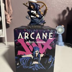 Caitlyn - Authentic POP MART Arcane League Legends Mini Figure Cute Toy Gift