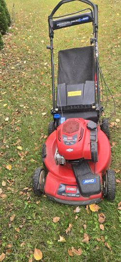 Lawnmower Toro 22inch Cut 4 Cycle 7.25 Horse Power Self Propelled Side Discharge  4 Wheel Drive 