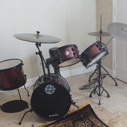 Ludwig Drumset
