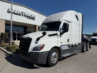 2023 FREIGHTLINER CASCADIA - DD15 455HP 1 YEAR WARRANTY INCLUDED - 10 NEW TIRES!!