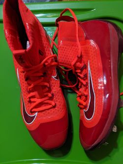 Nike Max air cleats size 8.5