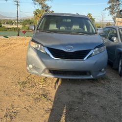 2011 Toyota Sienna