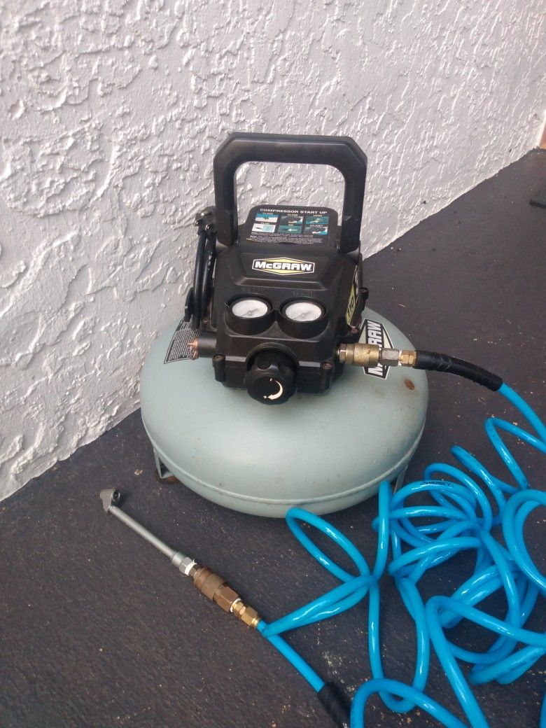 Air Compressor 3 Gallon with Husky Hose Dual Head Air Chuck Tire Inflator Tool Kit