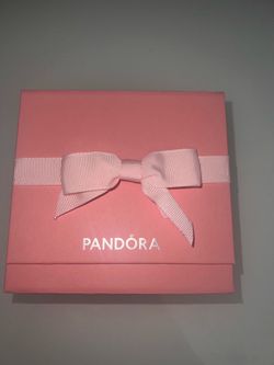 Pandora gift box with ribbon