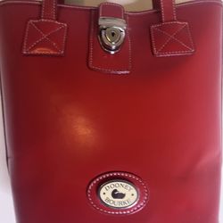 Dooney & Bourke bag