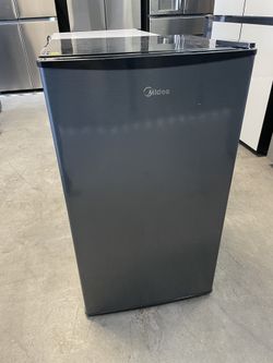 Media Mini Fridge 