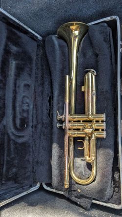 Vintage RS Berkley trumpet needs work w case