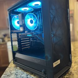 Beautiful PC! Excellent Choice! 