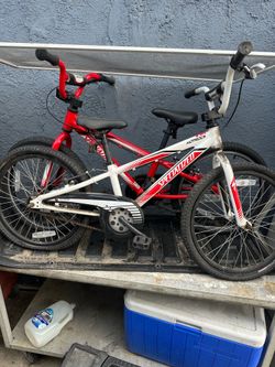 Specialized bicycle  Hot rock Aluminum frame Very good condition Come check it out