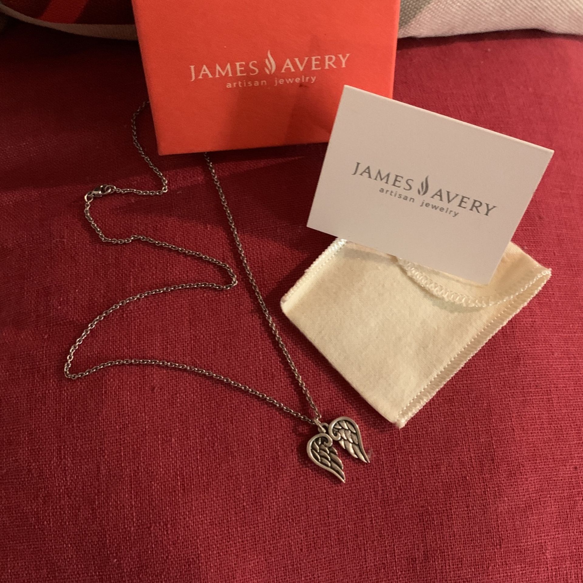 James avery store angel wings