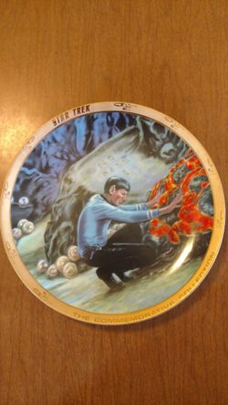 Star Trek devil in the dark commemorative collection plate number 2788T