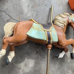 Wooden Horse Needs Rescuing 