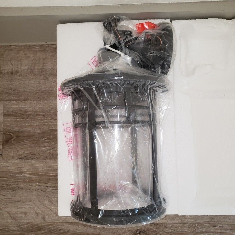 Darkaway Pendant Light