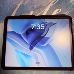 Apple Ipad pro 12.9 In, 256 Gb 5th Generation Silver