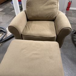 Den Chair With Ottoman 